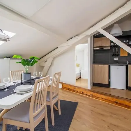 Le Nid Douillet • Proche Métro • Quartier St-aubin Appartement