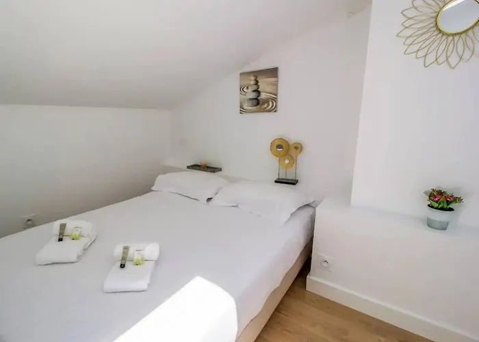 Le Nid Douillet • Proche Metro • Quartier St-aubin *